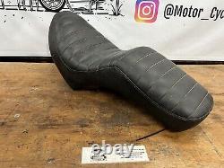 1984-1999 Harley Davidson Softail Côtelé Tuck N Roller Seat Fxst Flstf