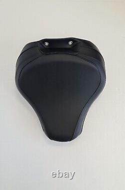 Harley-Davidson Solo Sundowner Black Softail Fat Boy Seat From 2018