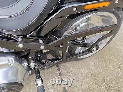 Zeus Black Saddlebags + XL Support Suitable for Harley Davidson Softail from