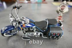FRANKLIN MINT HARLEY DAVIDSON Héritage Softail 1997 moto casque montre support
