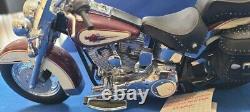 Franklin Mint 1986 Harley Davidson Héritage Softail Classic Bordeaux Rouge 1/10