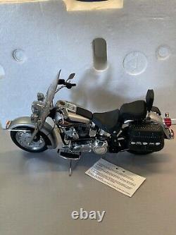 Harley Davidson Franklin Mint Softail Heritage Helmet Condition New